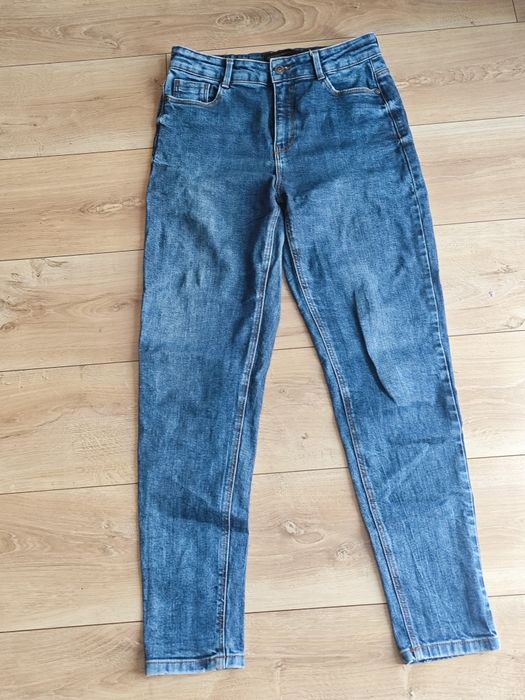 Blugi Clockhouse mid rise Denim 38