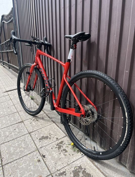 продаю Giant revolt 1 2022