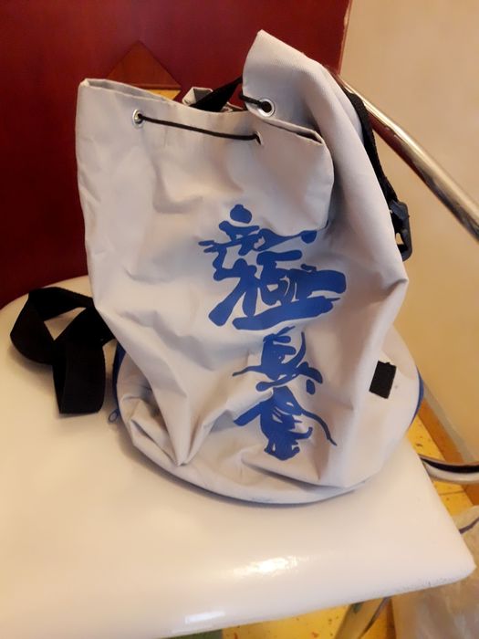 Продавам колани за карате и сак