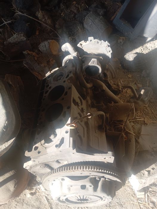 Ford fransit sotiladi