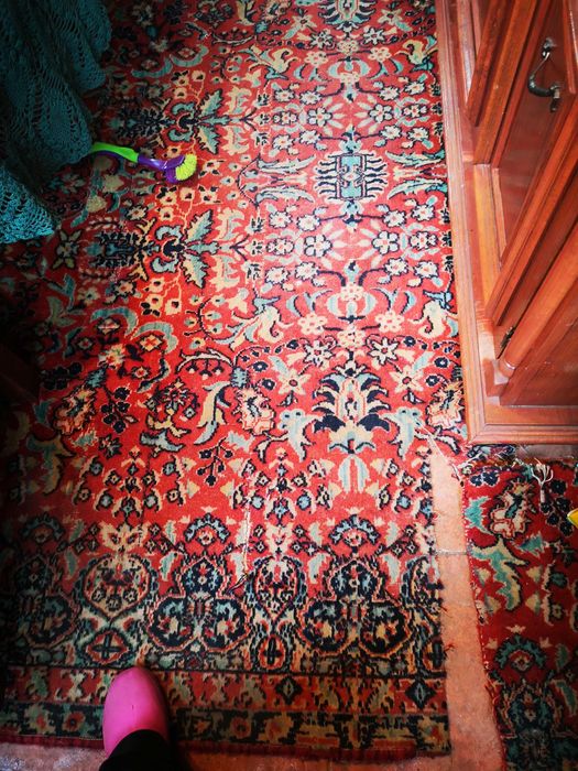 Пране на мека мебел и автотапицерия, почистване на жилища и офиси