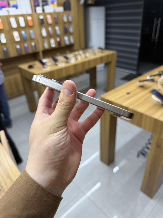 Iphone 15 Pro 256/87%