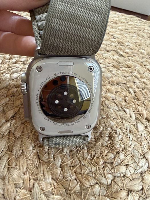 Apple Watch Ultra 2 49mm Titanium