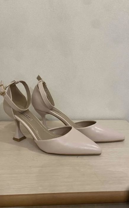 Туфли летние.