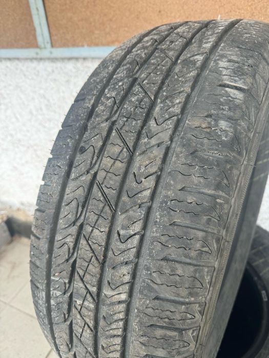 Продам резину на внедорожник 265/75/17