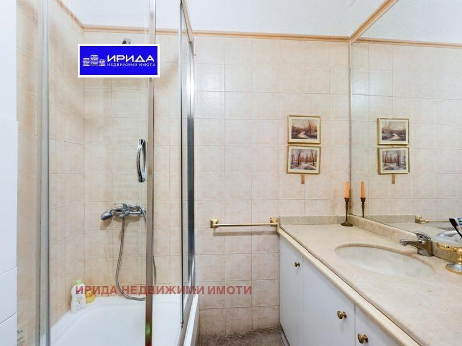 Продава се Тристаен апартамент в София, Център - 110 кв.м за 4000 €/кв.м - Снимка #12