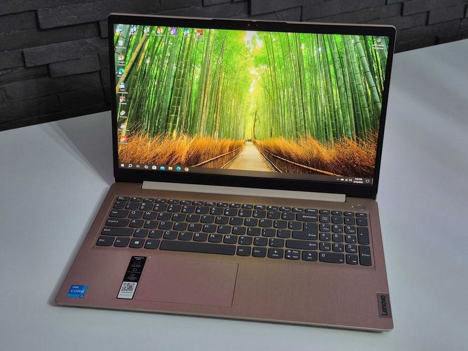 Laptop Lenovo IdeaPad 3, Intel i3, 8GB, 256 GB
