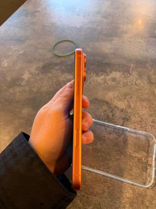 Iphone 17 pro max, 100%baterie, 25 de cicluri de incarcare