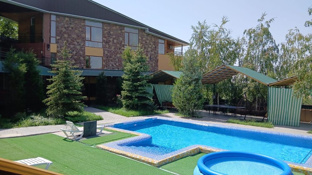 Катедж по суточно