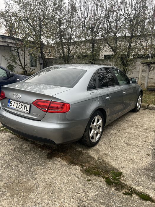 Vand Audi A4 anul 2009