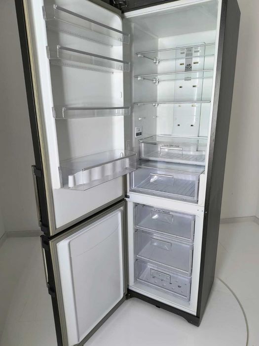 Frigider Combina frigorifica HOTPOINT B399