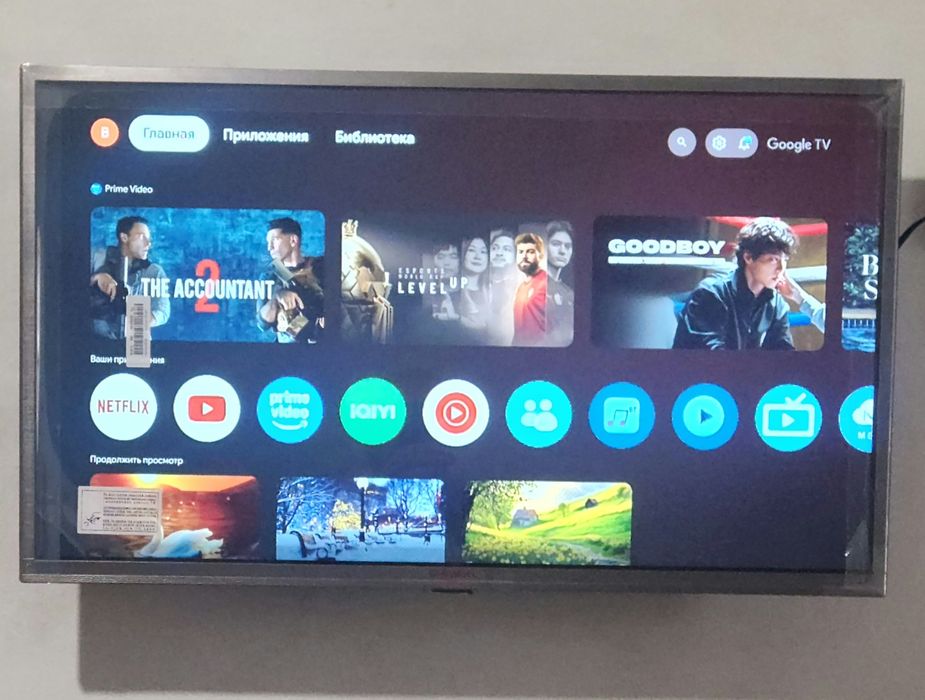 Телевизор сотилади 32 лик,81 см.