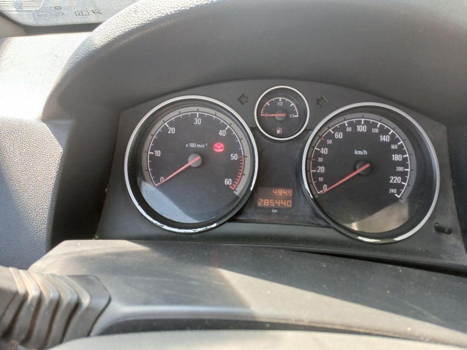 Opel astra 1.7 an 2004
