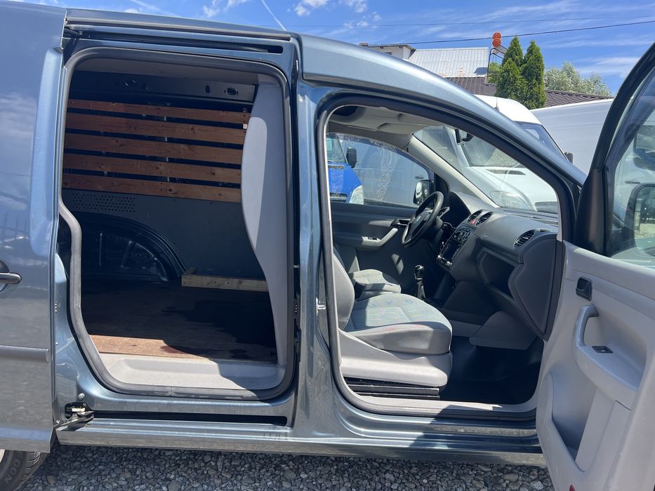 Caddy 1.9 105cp