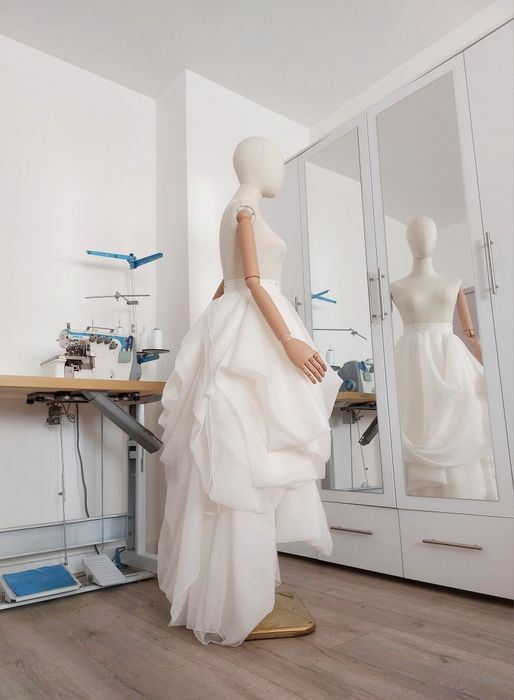 Асиметрична сватбена пола Драпирана Булчинска рокля Бален тоалет