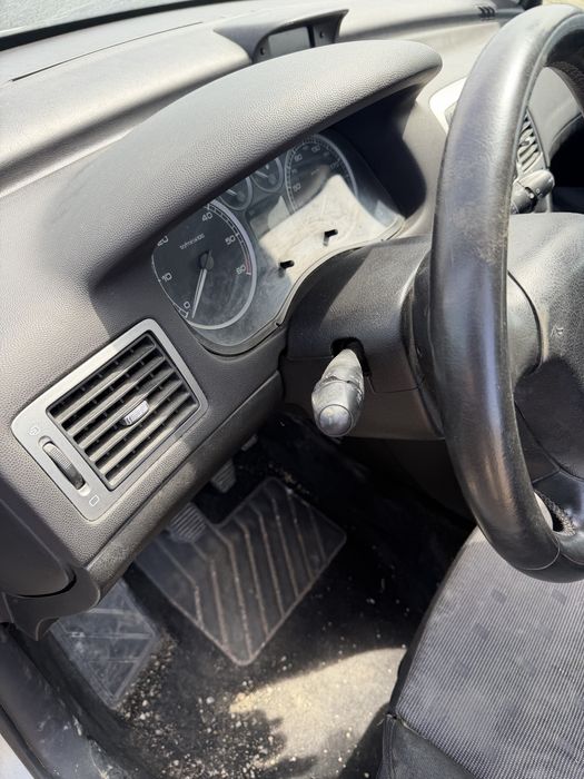 4 бр Пежо SW 307 1.6 hdi  на части