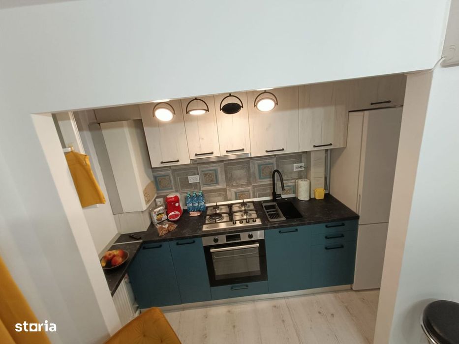 Proprietar privat, închiriez apt 3 camere, complet renovat și utilat