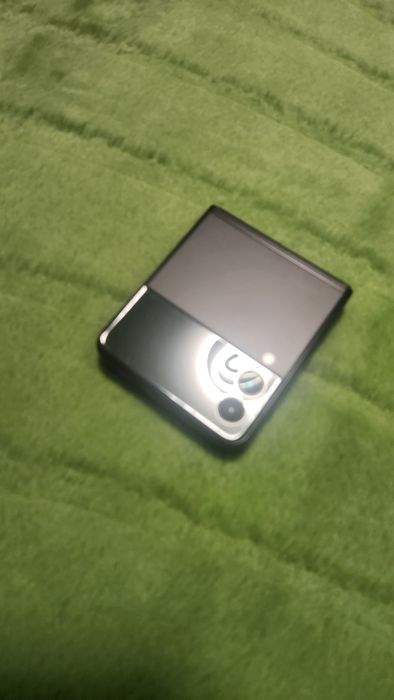 Samsung Galaxy Z Flip 3 impecabil