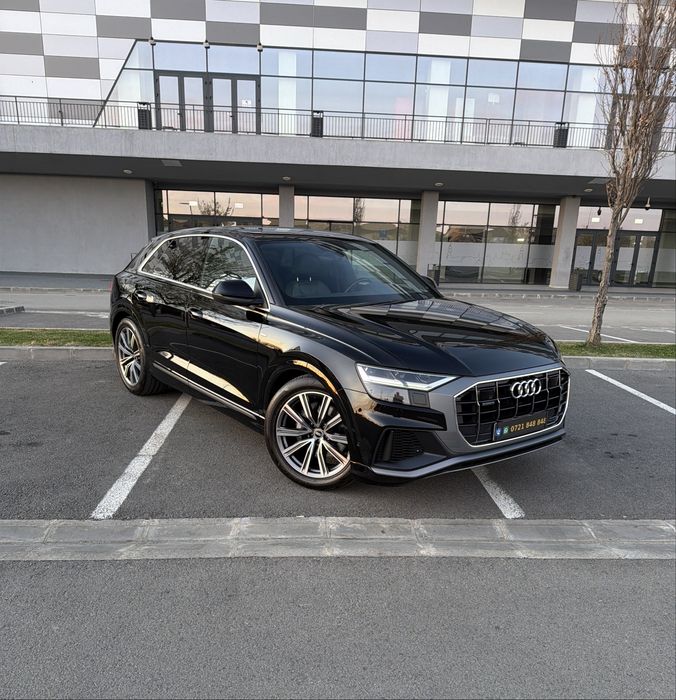 Audi Q8