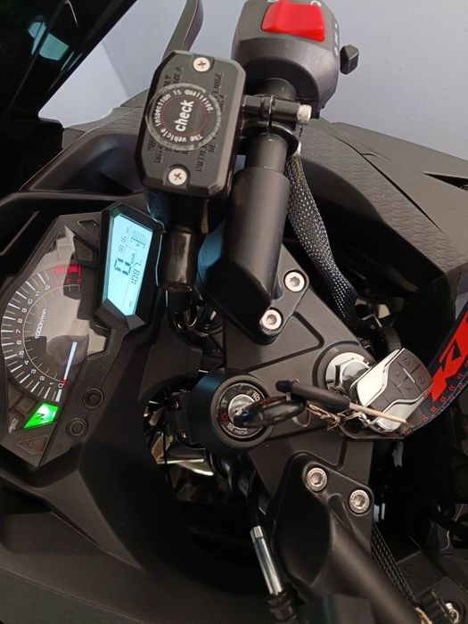 Продаётся Мотоцикл Спортивный Cavalo Kawasaki Ninja