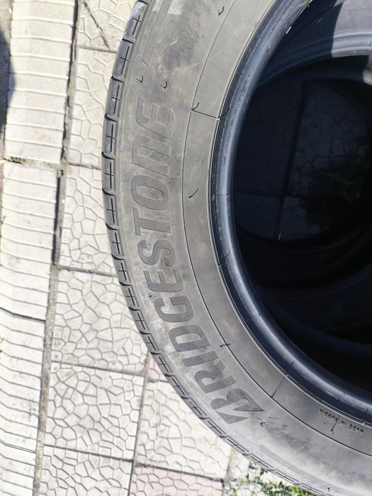 Резина лето bridgestone 225/60/18