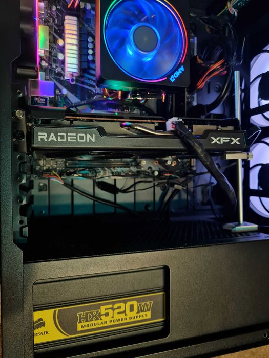 Геймърски компютър AMD Ryzen 5 3400G, RAM 8GB и Nvme 512GB+1000 HDD