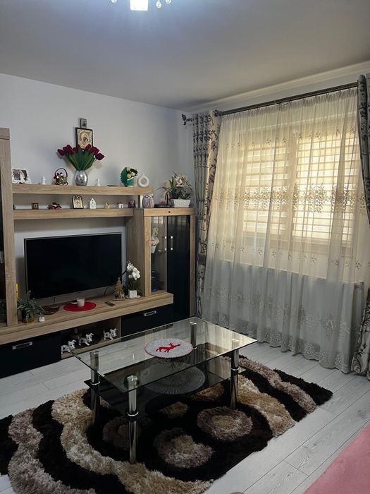 Apartament 2 camere de  vânzare în comuna Stîlpu  jud.  Buzău
