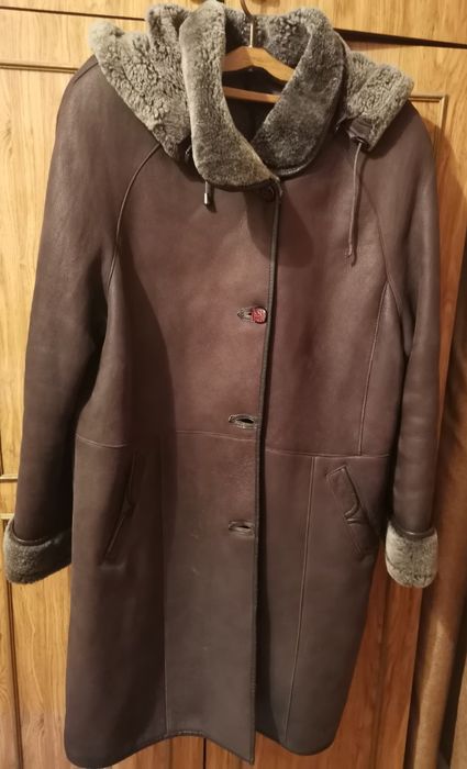 Женская дубленка