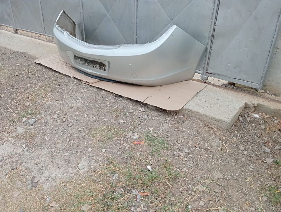 Bara spate Opel insignia