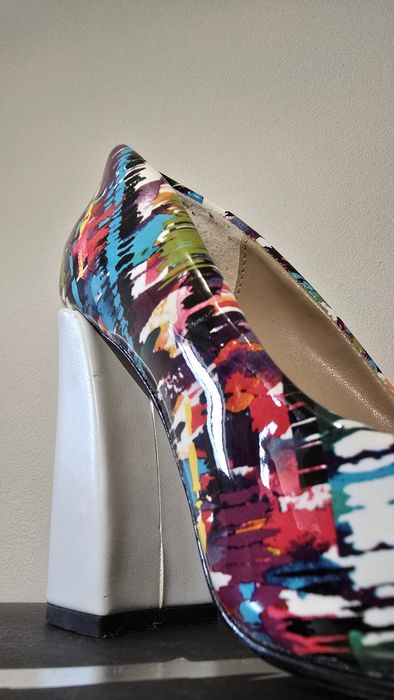 Обувки-чисто нови