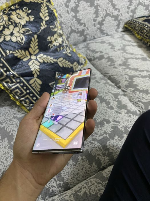 Samsung not 10plus 5g sotuvda