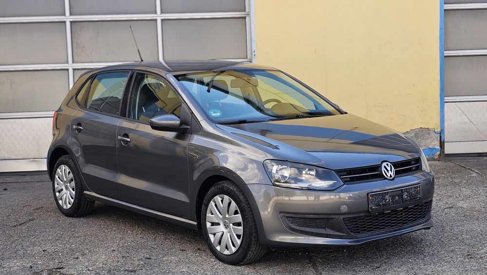 VOLKSWAGEN Polo 2011 — imagine 3