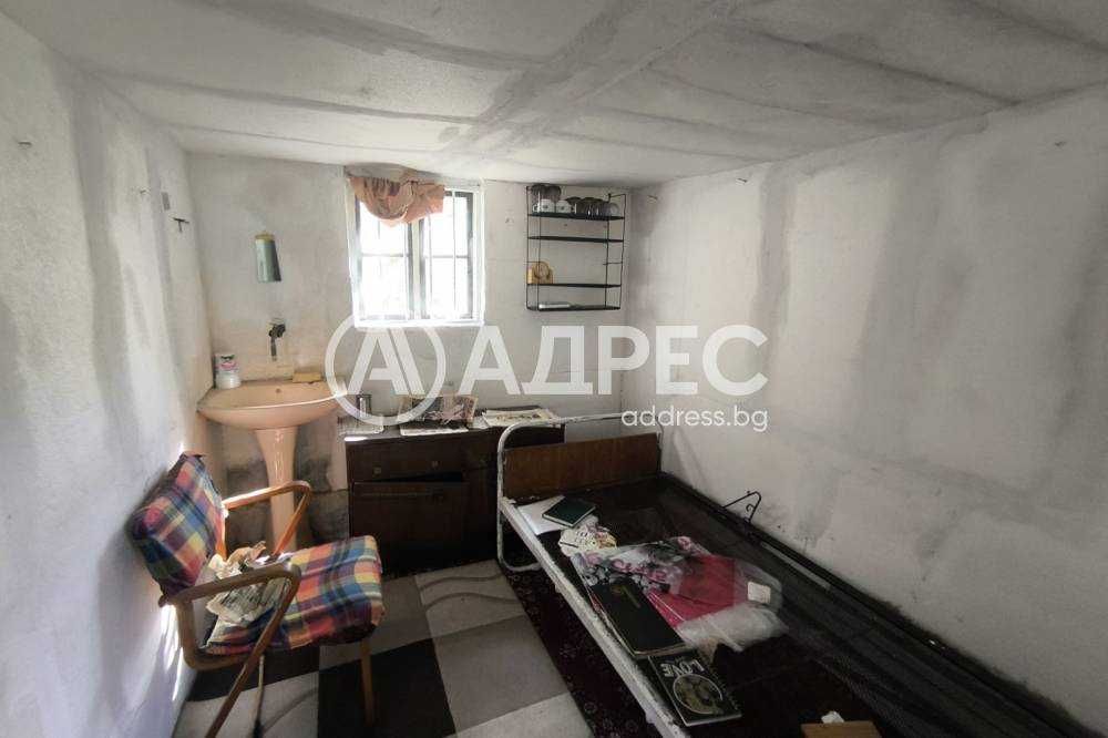 Продава се вила в местността "Арменски лозя"