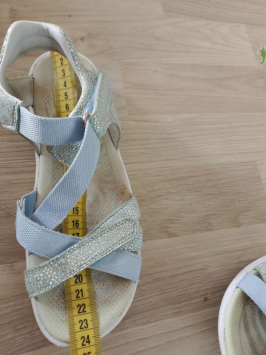 Sandale superfit