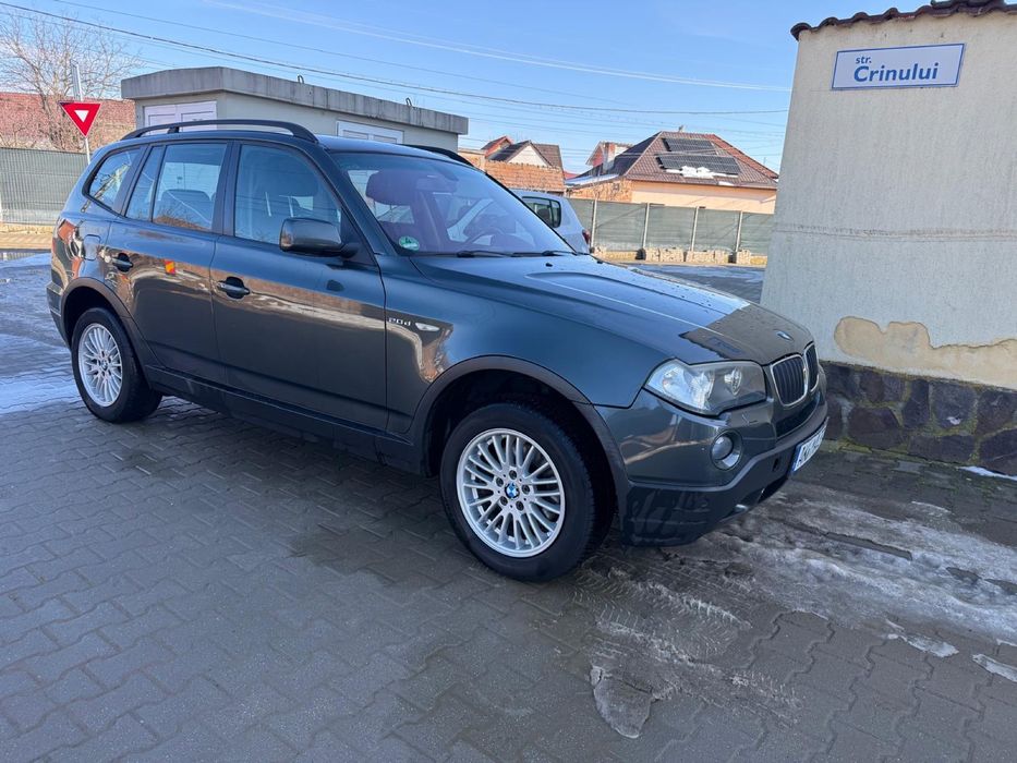 Vând BMW X3 Automat 4x4  Motor 2L
