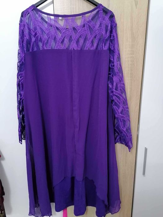 Нови дамски туники и рокли