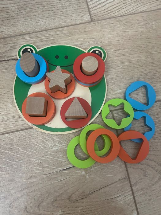 Игрушки сортеры б/у