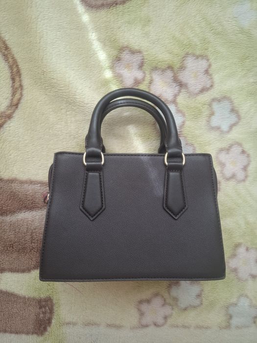 Дамска чанта zara