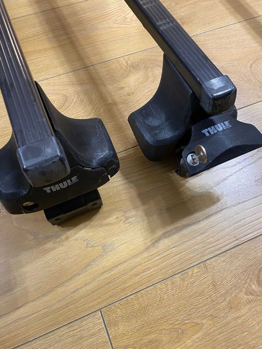 Set bare transversale cu sistem prindere THULE/ 2 perechi