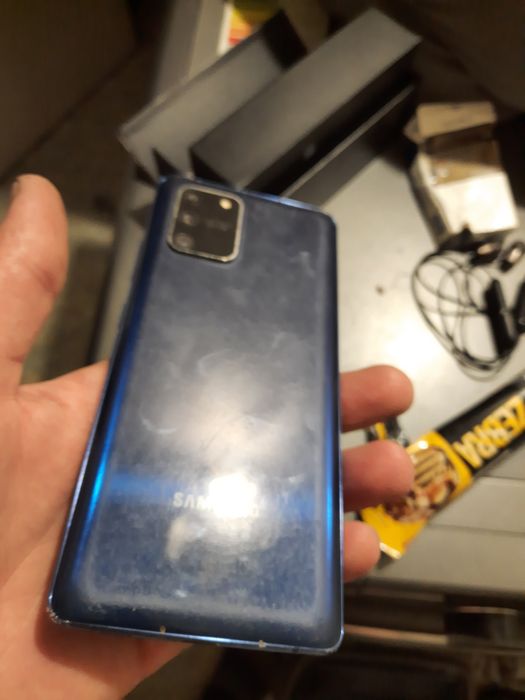 Samsung s10 lite  продам на запчасти