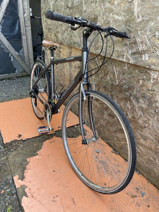 Bicicleta specialized crossroads roti 28” cadru aluminiu