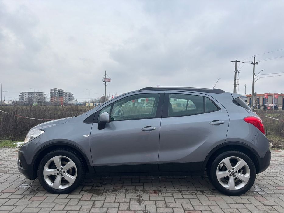Opel Mokka  curată și întreținere periodică!