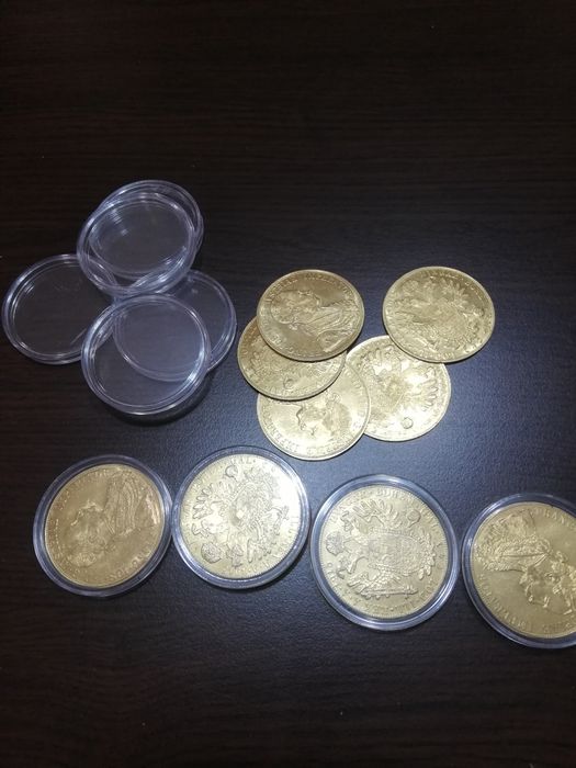 Moneda aur Austriaca Franz Iosif  24k și carcase plastic pentru monede