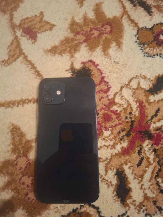 iPhone 12 идиял с