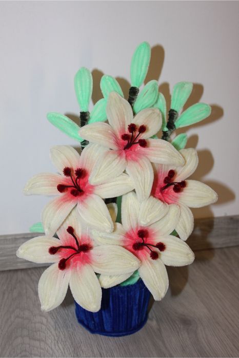 Crini din sarma plusata