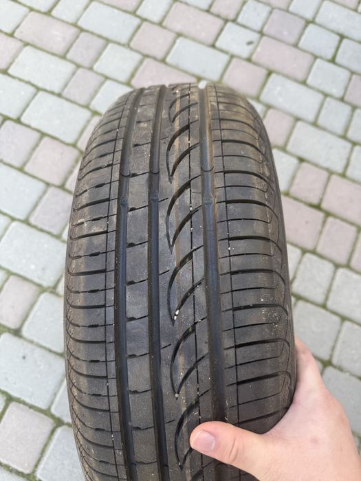 шины новые комплект