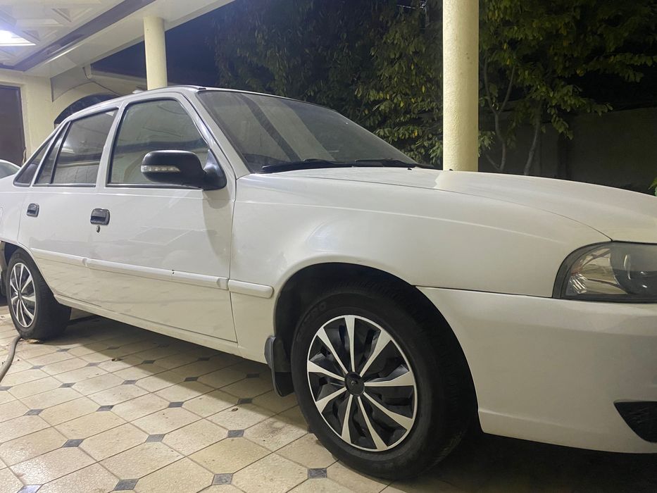 Nexia 2 oq lux kond bir qol