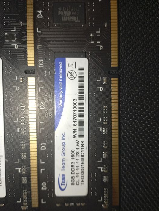 Одна плажка 8гб ddr3