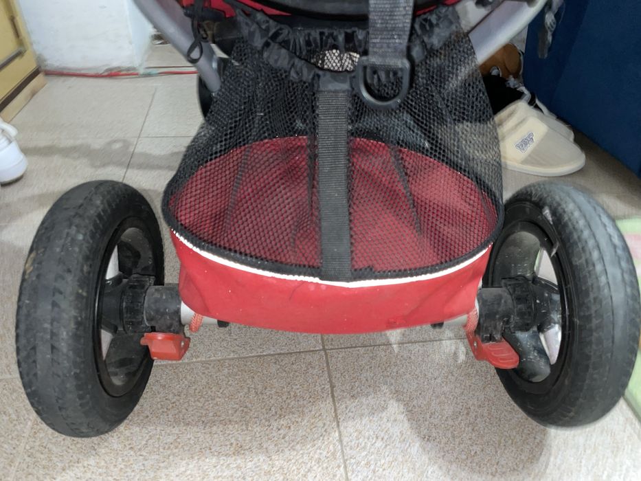 Детска триколка със сенник- червена