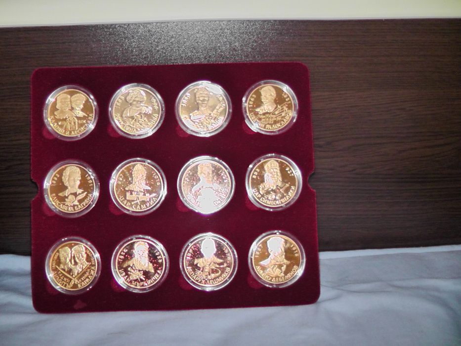 Юбилейни плакети